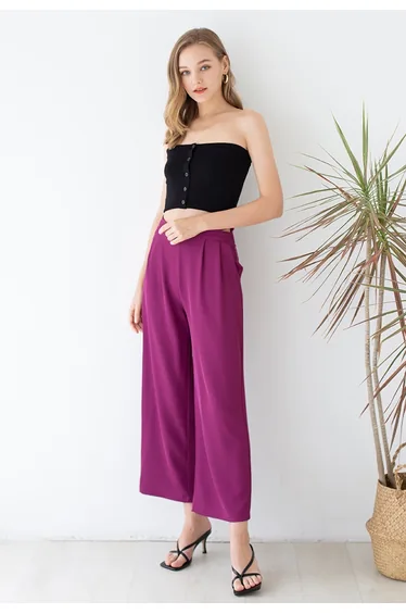 Buttoned Front Strapless Crop Knit Top in Black