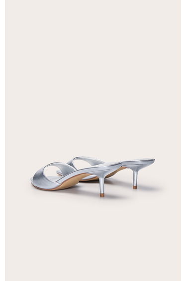Silver Crinkle Point Toe Thin Strap Low Stiletto Heeled Mules product thumbnail 4