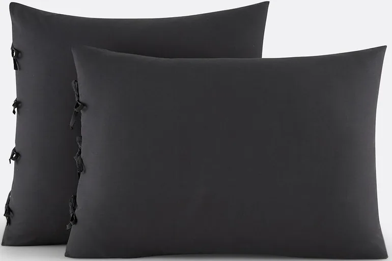 Scenario Plain Cotton Pillowcase with Tie Fastening