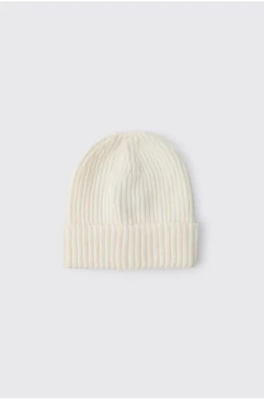 Ribbed Micro Beanie - ecru