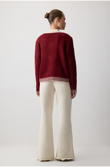 BLOCK COLORED KNIT CARDIGAN product thumbnail 3