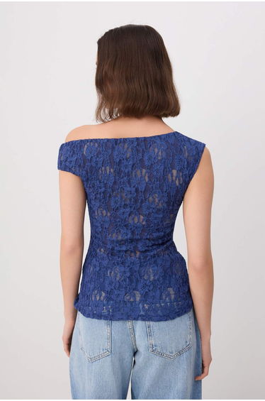 Navy Blue Polka Dot Bodycon Asymmetric Neckline Sleeveless Lace Knitted Blouse product thumbnail 4