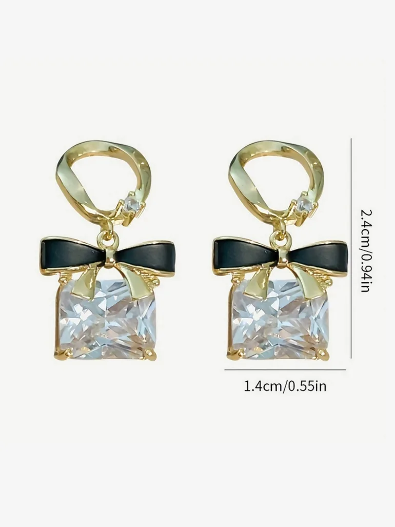 Dangle Earrings with Bow Detail - 3