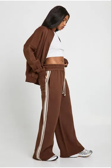 Side Tape Contrast Drawcord Straight Leg Jogger - chocolate