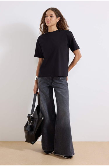 Black 100% Jersey Oversize/Wide Cut Asymmetric Back Detailed Knitted T-Shirt