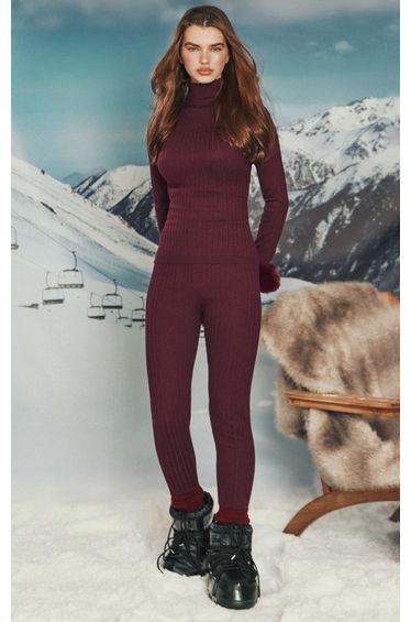 Wine Ribbed Knitted Legging