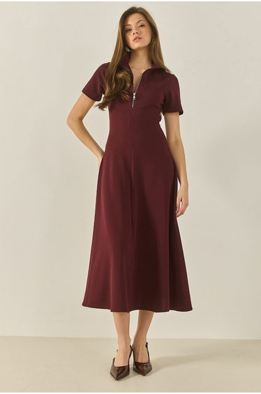 LUCCI Fitted Midi Dress with Zipper Collar