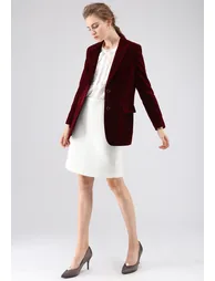 Noble Chic Velvet Blazer in Wine - 3