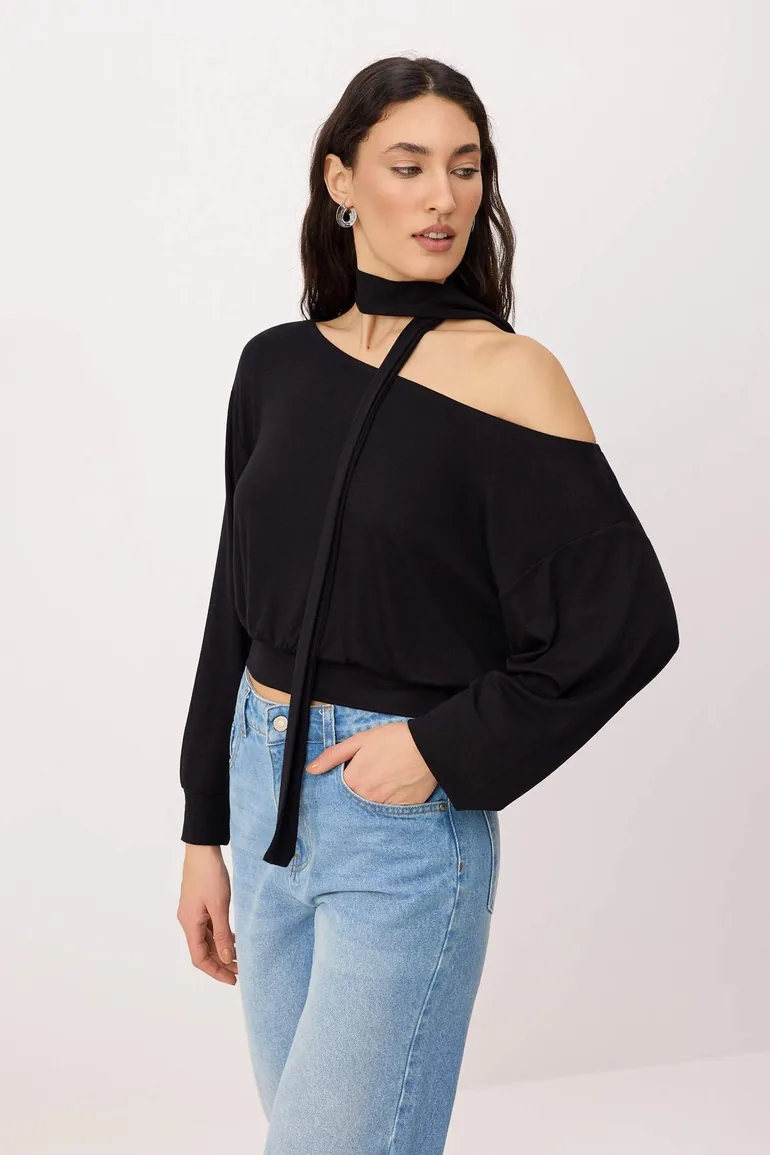 Black Open Shoulder Shawl Accessory Detailed Regular/Normal Fit Knitted Blouse - 1
