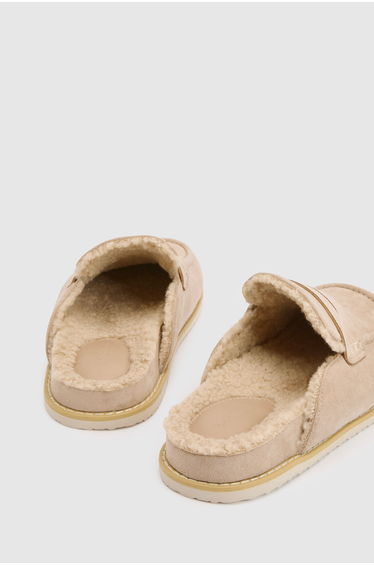 Faux Suede Fur Lined Closed Toe Clogs - beige product thumbnail 4