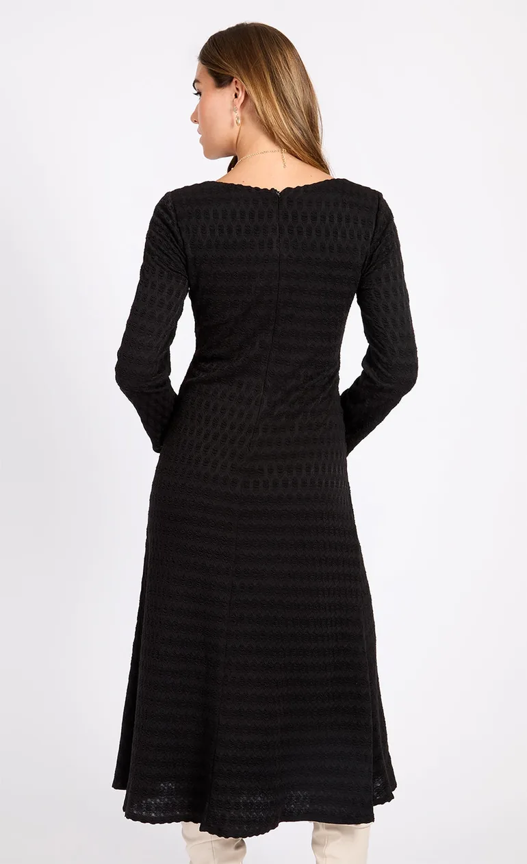Black Waffle Texture Midaxi Dress - 3