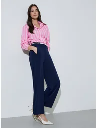 Navy Blue Solid Wide Leg Pocket Details Trousers