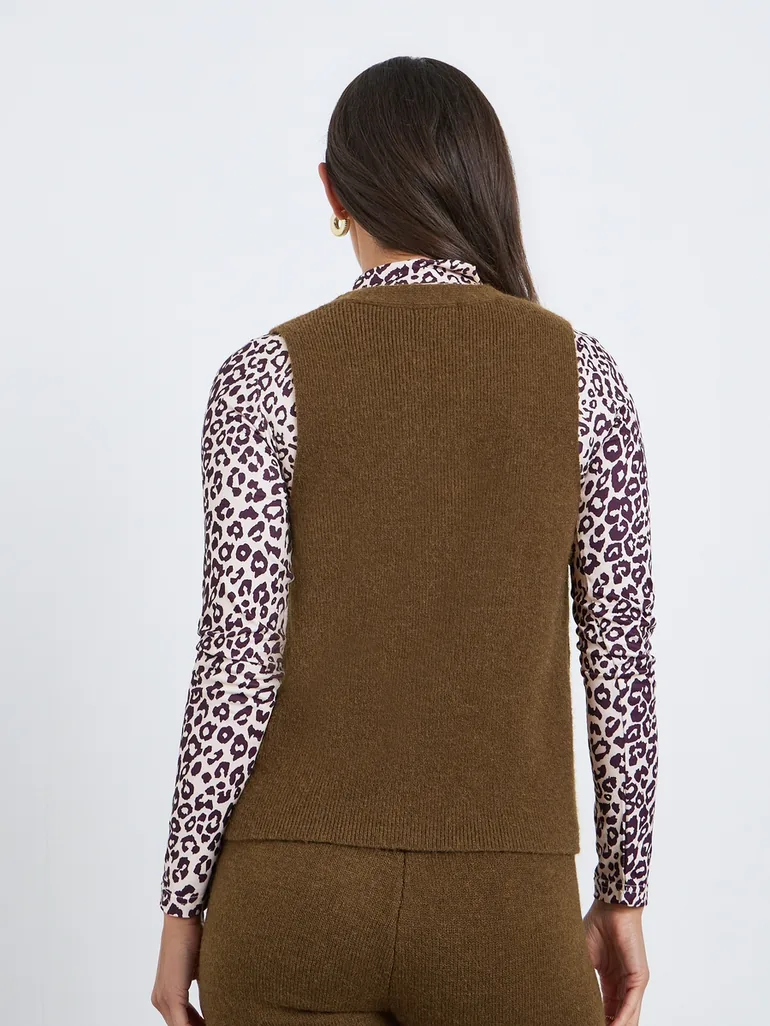 Sleeveless V-Neck Flat Knit Vest - 3