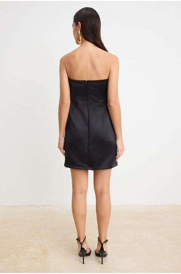 Black Plain Woven Taffeta Short / Mini Unlined Dress product thumbnail 4