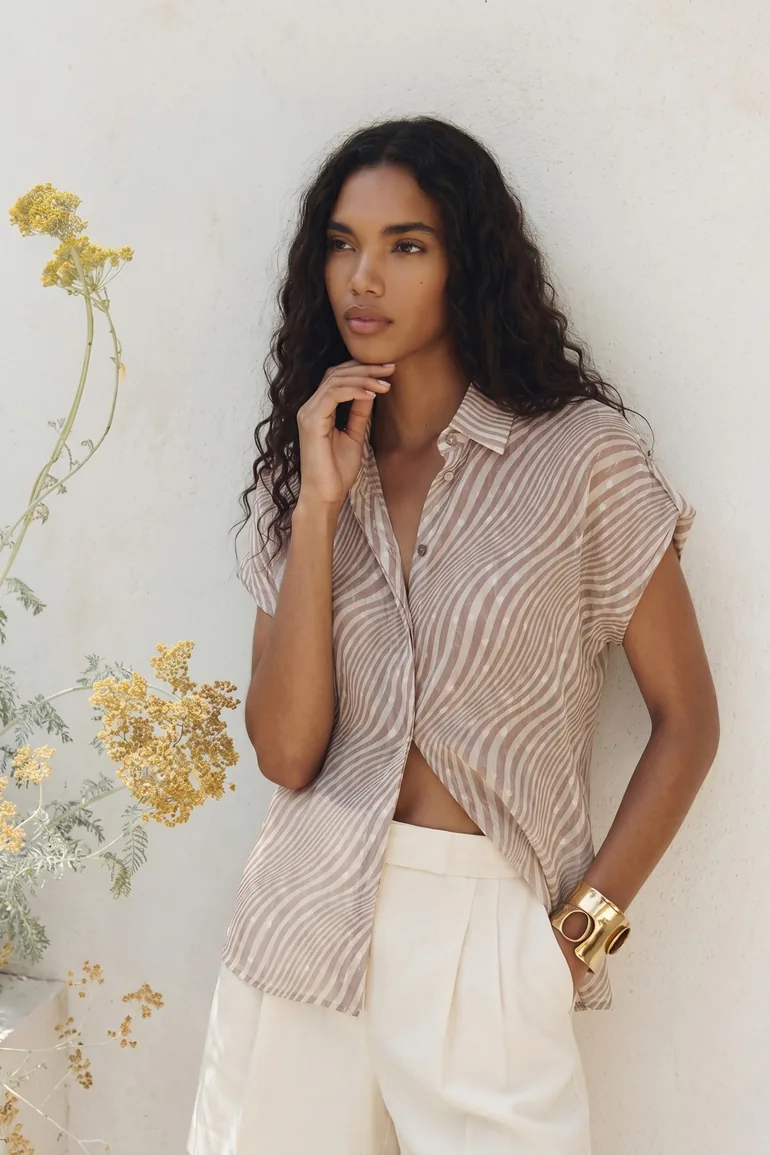 Short Sleeve Zebra Patterned Shirt - 1