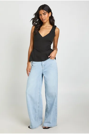 تيشيرت بوهو أسود بلا أكمام