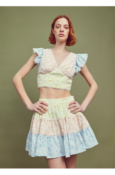 Birdie Co-ord Ruffle V-Neck Crop-Top