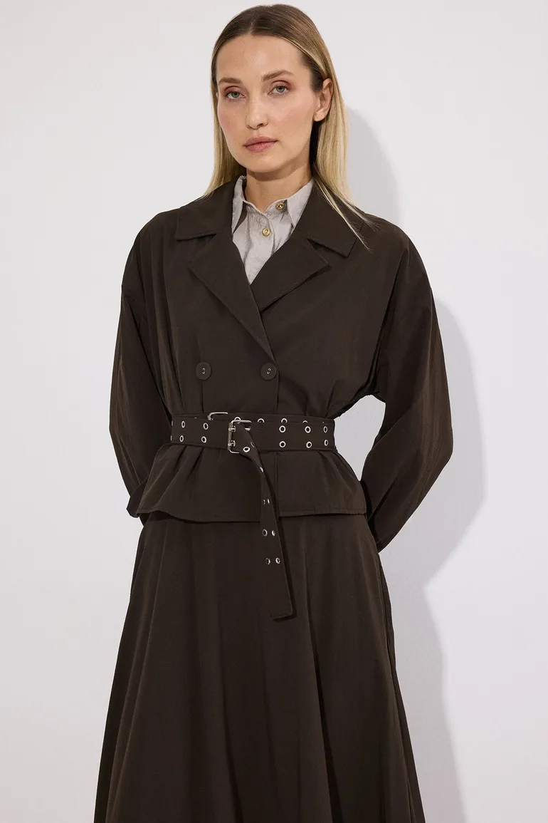 طقم توشيه بريفيه باللون البني - 2