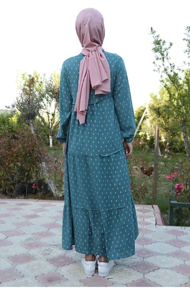 Collar Lace Up Hijab Dress