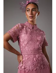Lace Top Pleated Dress - 3