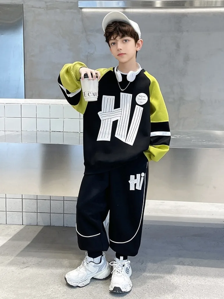 Boys Color Block Sweatshirt and Joggers Set