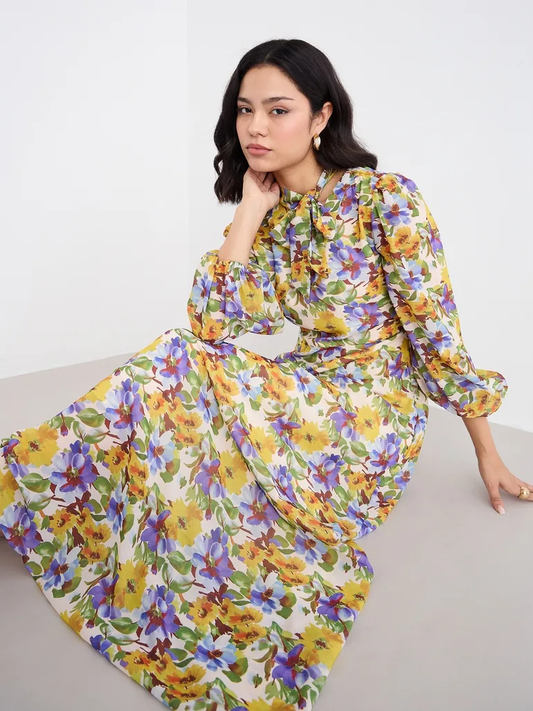 Tie-Up Neck All Over Print Maxi Dress - 2
