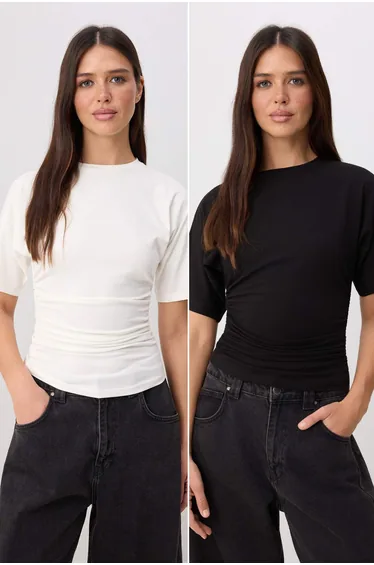 Black-Ecru 2-Piece Fitted/Fitted Short Sleeve Stretch Knitted T-Shirt
