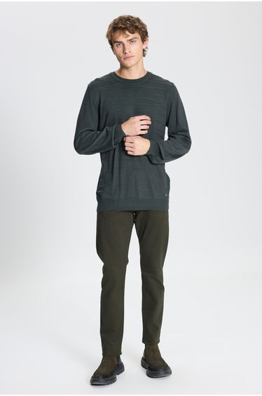 Green-anthracite wool blend standard fit crew neck knit sweater