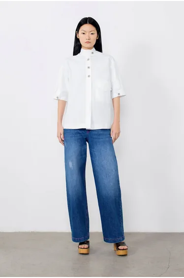 White Shirt With Button Collar Detail