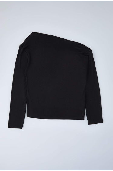 More Sustainable Black*001 Viscose Rib Knit Plus Size Blouse