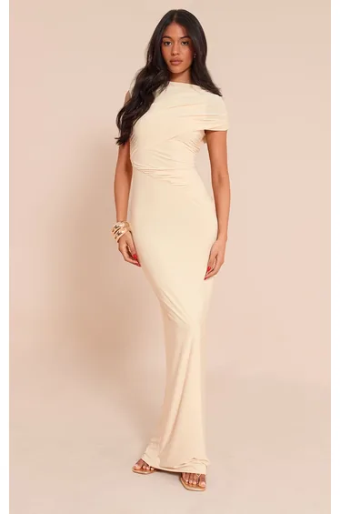 فستان ماكسي بأكتاف مكشوفة بطبقة مزدوجة بثنيات لون بيج - لطويلات القامة