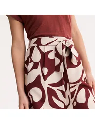 Graphic Print Tie-Waist Draping Shorts - 3