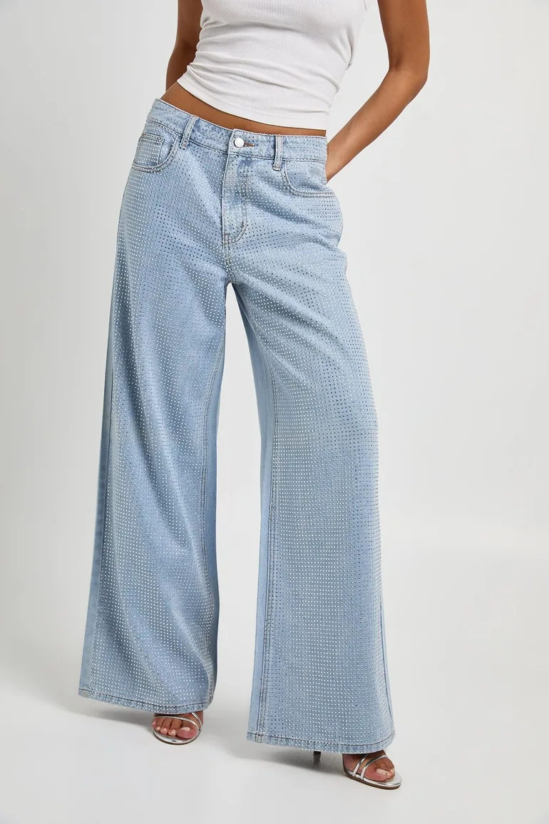 Embellished High Waist Wide Leg Jean - bleached blue