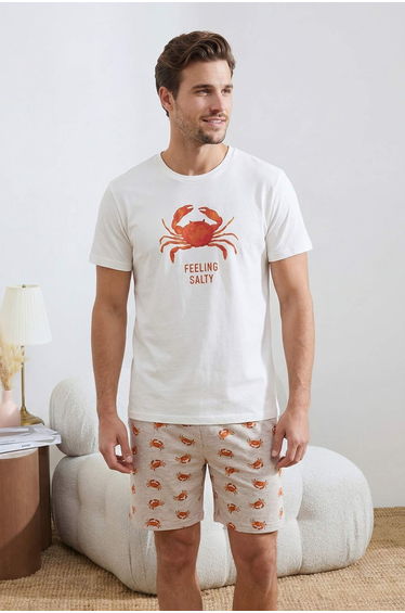 Ekru Regular Fit Crab Printed Cotton Pajama Set