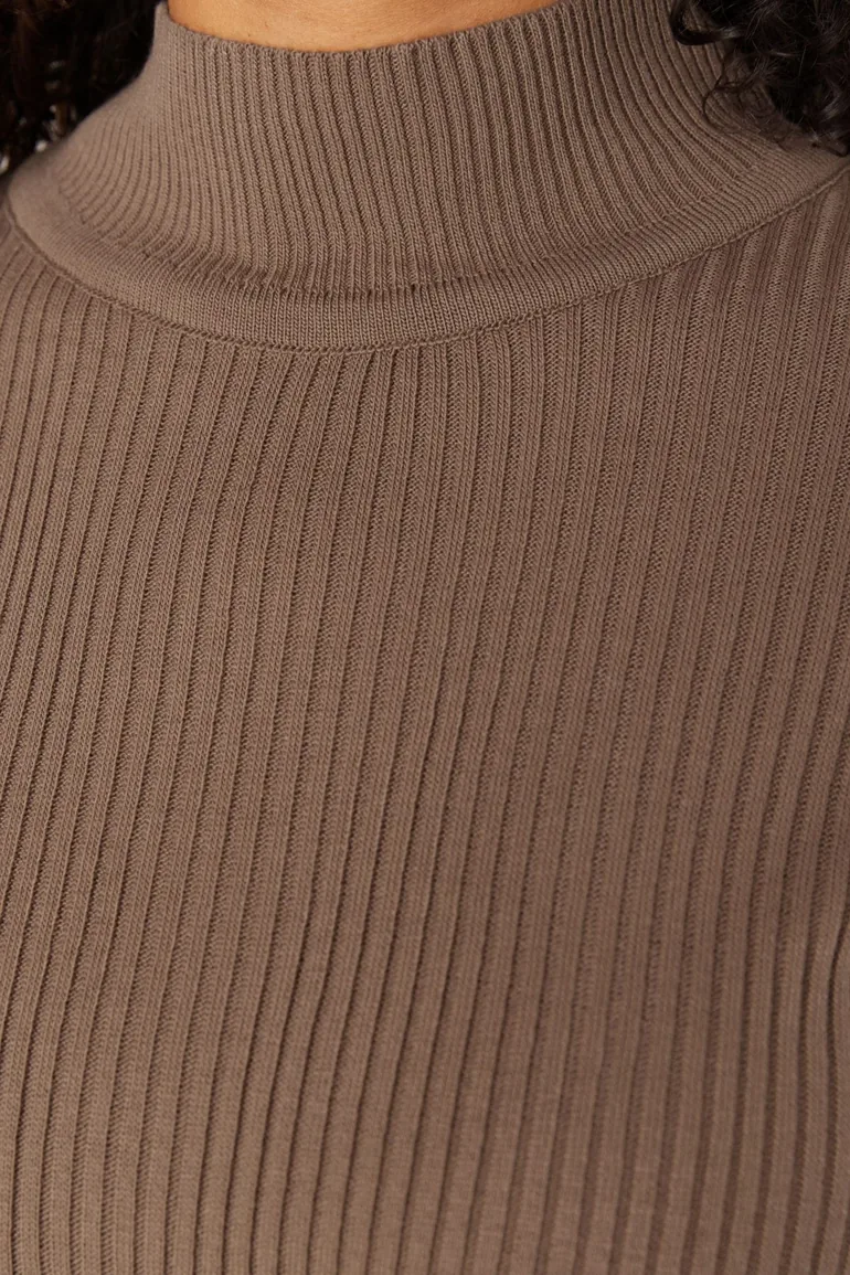 Plus Size Sweater - Brown - Regular fit - 4