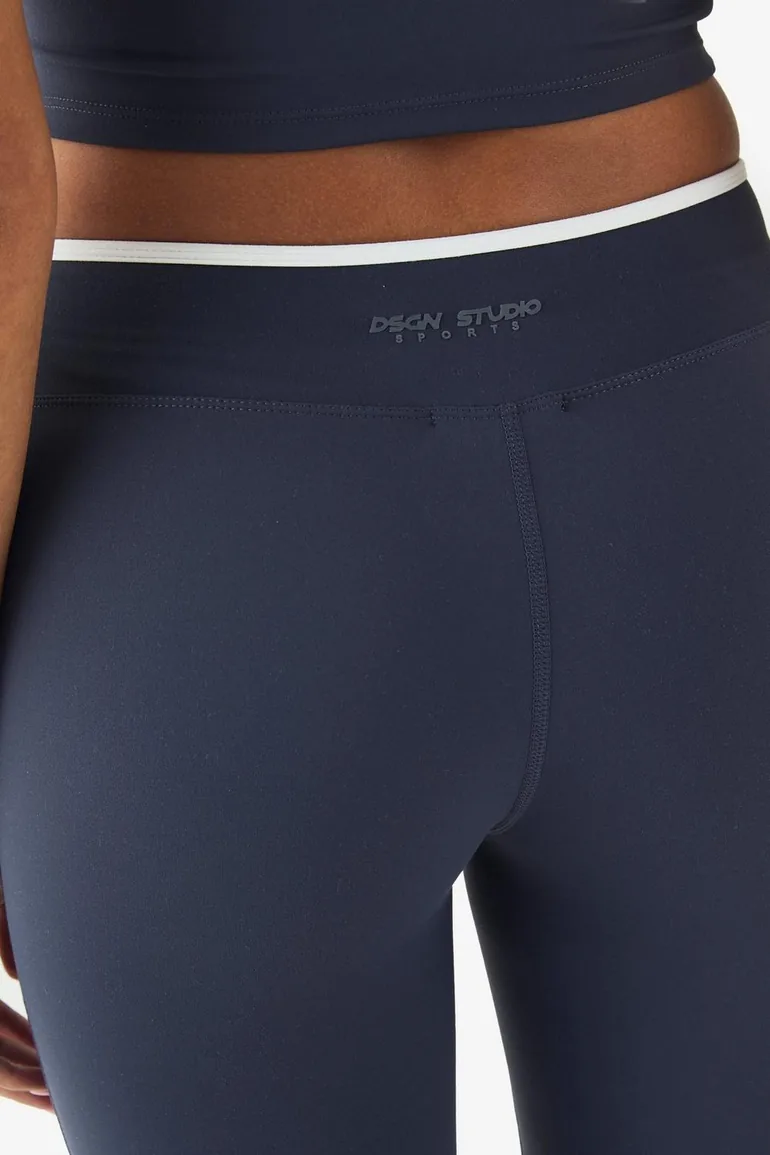 DSGN Studio Ultra Sculpt Contrast Binding Wrap Waist Flare Legging - midnight - 3