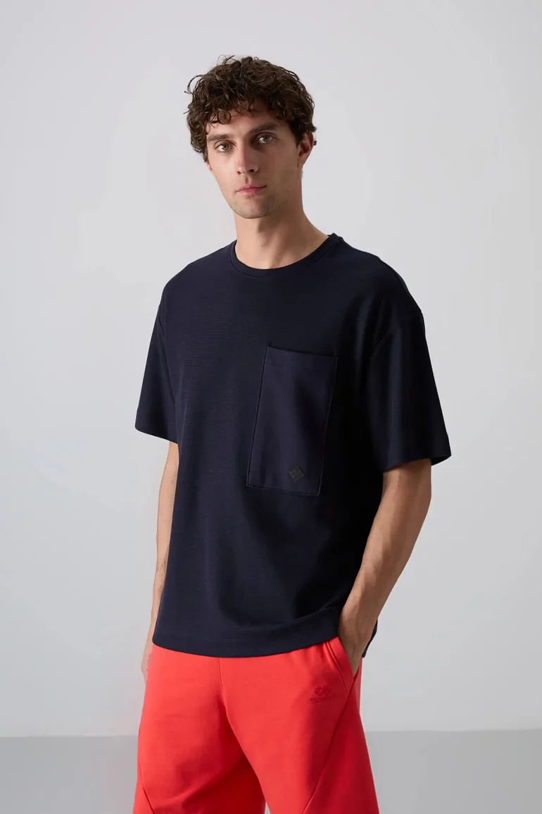 TOMMY Oversized Cotton-Blend Crew Neck T-Shirt With Pocket - 1