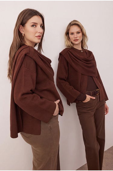 Brown Body-Neutral Super Oversize Shawl Detailed Knitwear Poncho Knitwear Sweater