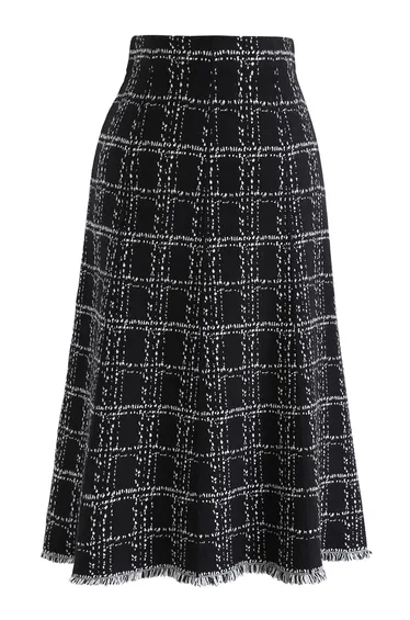 تنورة ميدي سوداء