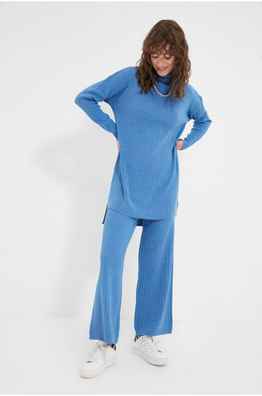 Blue Half Turtleneck Corduroy Sweater-Pants Knitwear Suit