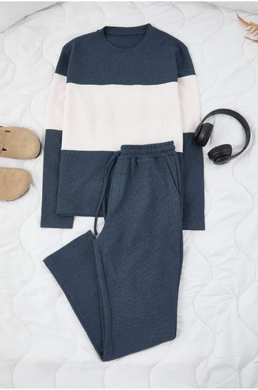 Indigo Regular Cut Color Block Textured Knitted Pajamas Set