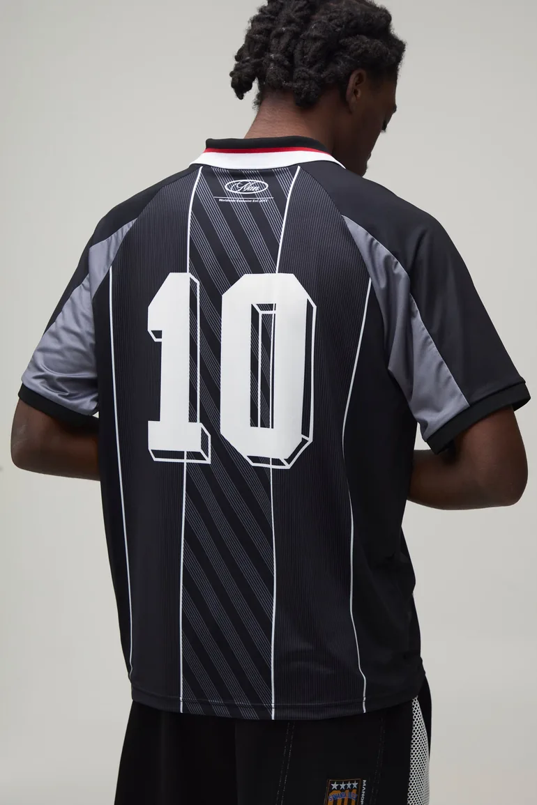 Regular Man Official 13 Print Football Top - black - 2