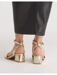 Barely There Low Block Heel Wide - 4