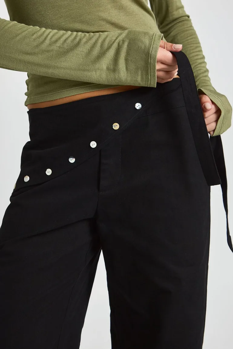 Pearl Button Tie Waist Twill Trousers - black - 3