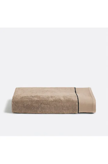 Victor 675 G/m2 XL Bath Towel