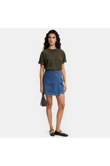 Leopard Print Crew Neck Short Sleeve T-Shirt product thumbnail 2