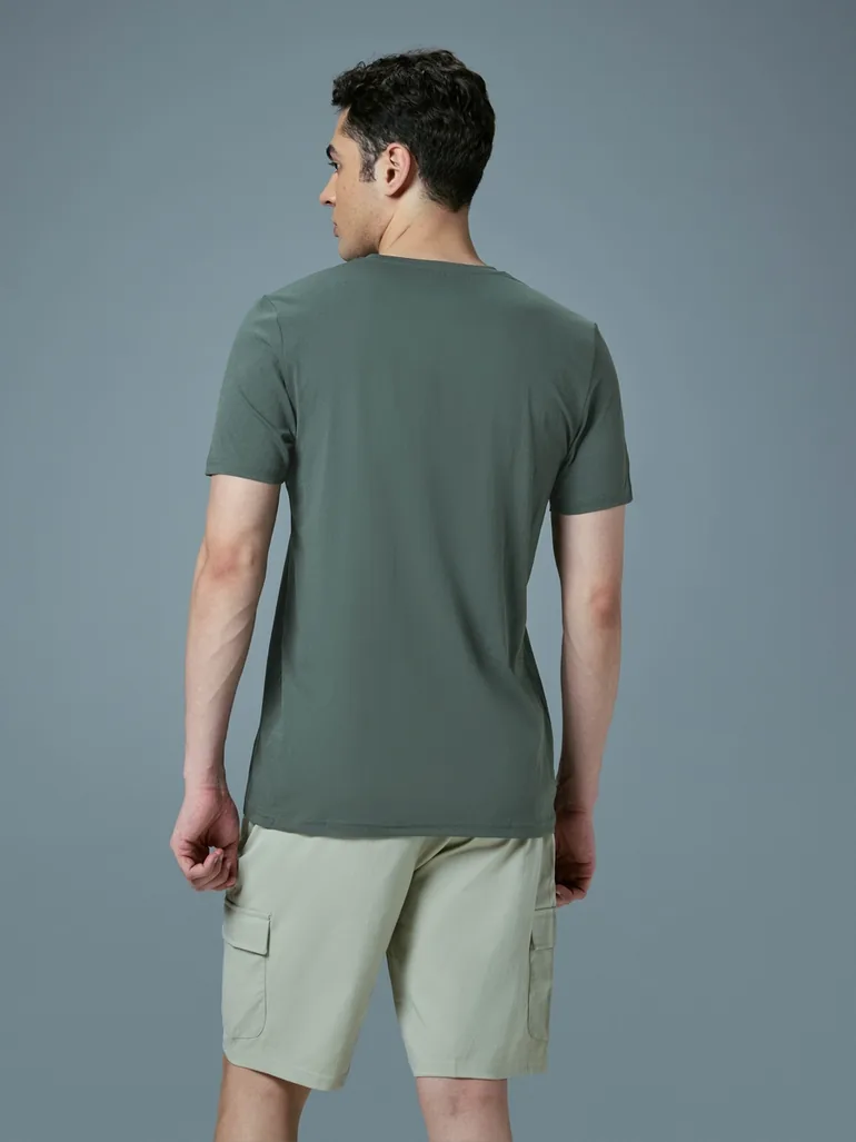 Men Printed Slim Fit Round Neck T-Shirt - 3