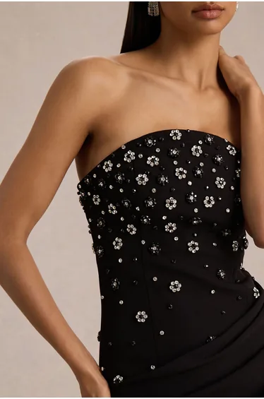 فستان كلوب ال لندن أسود ماكسي بقصة مستقيمة بلا أكتاف