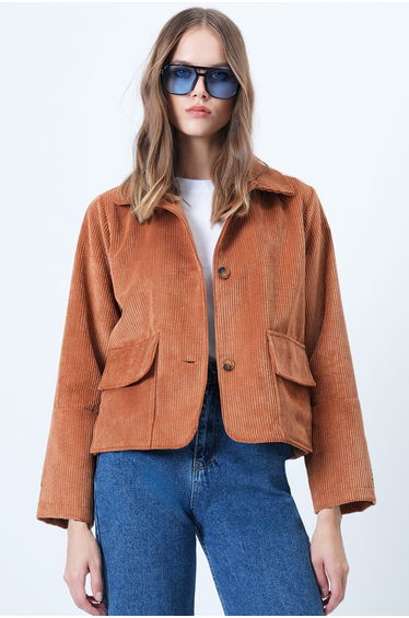 Women's Tan Double Pocket Wide Cuff Velvet Jacket