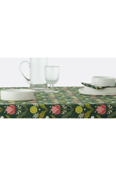 Suzanna Printed Tablecloth in Washed Cotton